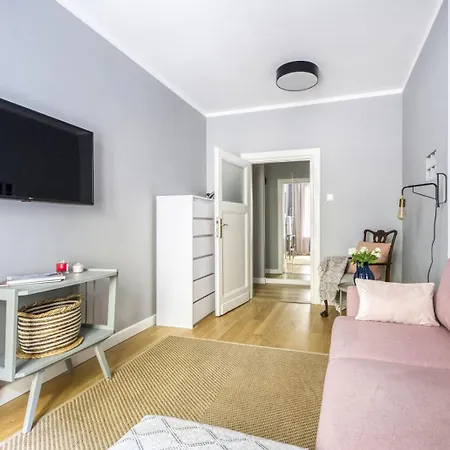 W Kamienicy Na Zurawiej * Warschau